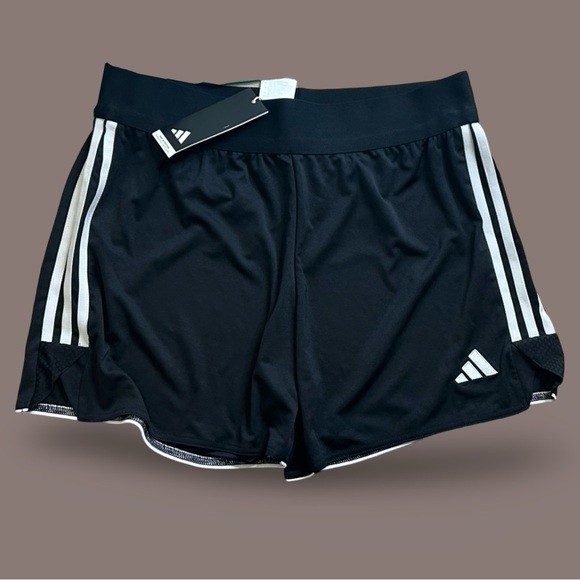 NEW Women’s Adidas Tiro Training Shorts - Size Large - Picture 4 of 5